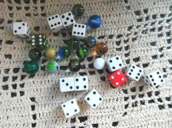 dice 3 b8